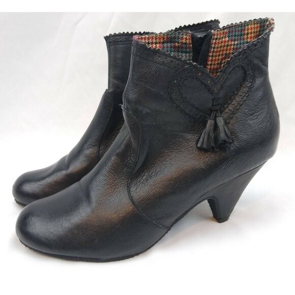 BC Footwear Boots Womens 6 Cuttin and Scratchin Kitten Heel Rockabilly - Picture 1 of 8